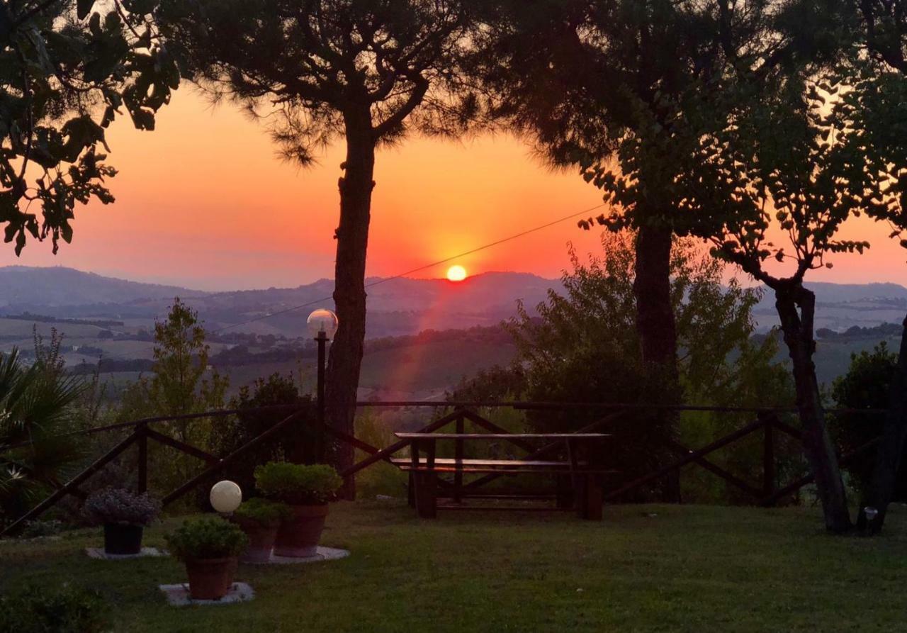 Vila Poggio Del Conero Exteriér fotografie